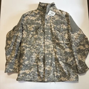 ARMY COAT, COLD WEATHER, FIELD, UNIVERSAL PATTERN MED REG - Picture 1 of 9
