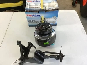 Corvette 1976L-1982 four seasons a/c pump with brackets - Picture 1 of 4