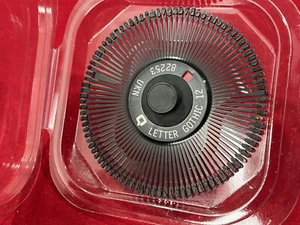 Nuevo Qume 82253 Daisywheel Letra Gótica 12 (Rueda Margarita) - Imagen 1 de 2
