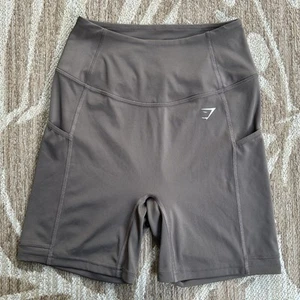 Gymshark Pocket Shorts Damen Größe Small Camouflage braun hoher Bund Biker - Bild 1 von 4