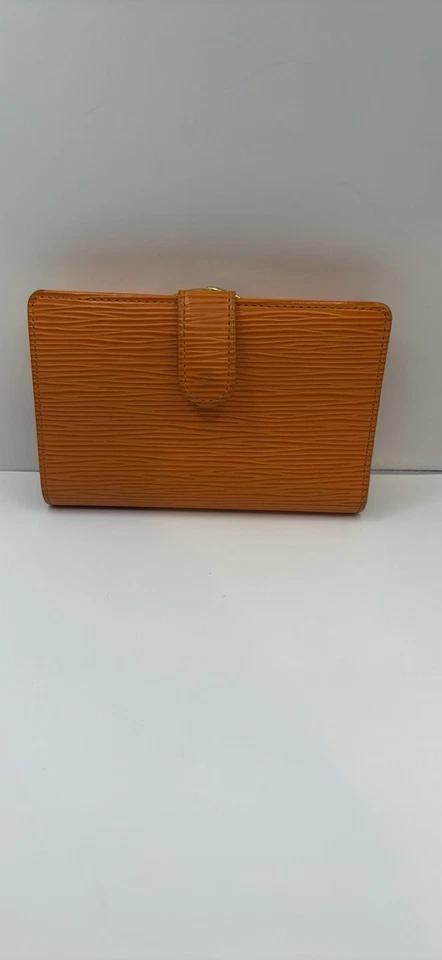 Cartera Louis Vuitton naranja Portemont vienesa 5,3 pulgadas Foto 1 de 4