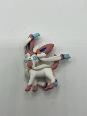 Sylveon 2” Monster Collection Mini Figura Pokemon TOMY Nintendo Japón Foto 1 de 3