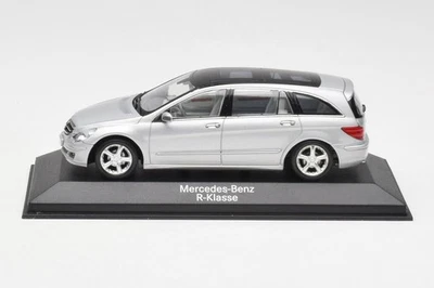 B66962214 Mercedes R Class W251 Iridium Silver Minichamps 1/43 - Image 1 of 4