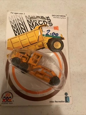 Zee Toys 29590 1:64 Caterpillar Cat 12G Motor Road Grader Mini Macks Vehicle - Image 1 of 2