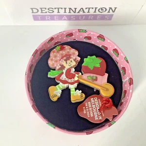 Erstwilder X Strawberry Shortcake Strawberry Wheelbarrow Brooch NIB - Picture 1 of 4