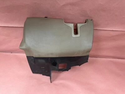 Painel de acabamento inferior esquerdo bege BMW 318I M3 318IS 323I 325I 328I E36 FABRICANTE DE EQUIPAMENTO ORIGINAL #95161 - Imagem 1 de 4