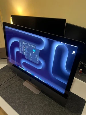 Apple iMac Pro, 3 GHz, 10-Core Xeon, 64GB RAM 1TB, Upgraded Pro Vega 64 16GB - Image 1 of 4