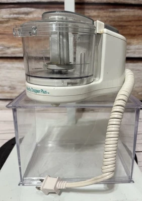 Black & Decker Handy Chopper Plus Model HC3000 Type 1 White - Works Great Nice - Image 1 of 4