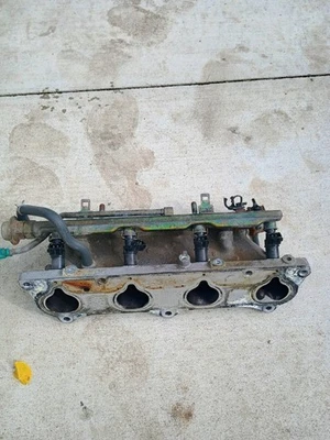 02- 06 ACURA RSX 2.0L HONDA CR-V 2.4L  Aluminum Upper Intake Manifold  Fuel Rail - Image 1 of 4