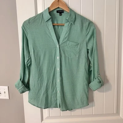 Camisa feminina The Limited Button Up Front verde Gingham tamanho pequeno em excelente estado usado - Imagem 1 de 4