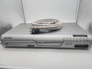Sylvania DVR91DG Grabadora de DVD DVD-RW/-R Reproductor de CD Sin Control Remoto Con Cable Componente - Imagen 1 de 8