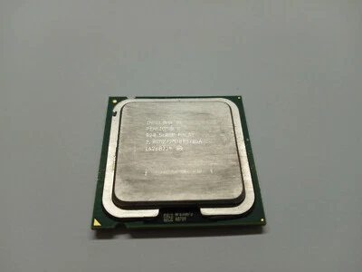 Intel Pentium D820 SL8CP Dual Core CPU Processor Socket 775 2.80GHz Desktop - Image 1 of 4