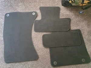 Genuine OEM Audi A5 floor mats Set - 8W6 864 450 QA5 - 4 Pieces - Picture 1 of 6