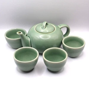 Celedon Green Porcelain Vtg Tea Set Crackle Finish Teapot & Four Cups - Picture 1 of 10