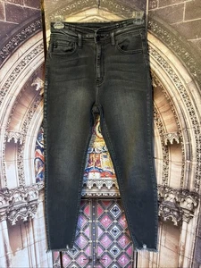 Kancan Signature Jeans 28 Black Skinny Straight Leg Stretch.  US 6.      C131 - Picture 1 of 9