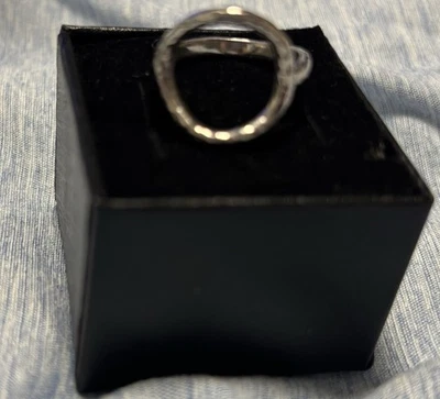 PZ Israel 925 Sterling Silver Hammered Open Circle Karma Ring Size 6 - Image 1 of 4