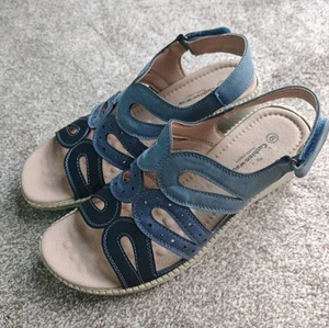 Cushion Walk Navy Blue Sandals. Size 6 - Picture 1 of 5