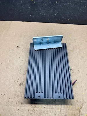 2009 2010 2011 Jaguar XF Radio Stereo Audio Amplifier Amp OEM r8540 DG - Image 1 of 4