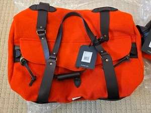 NWT Filson Mackinaw Wool Medium Duffle Made In USA Flame 20263593 - Picture 1 of 8