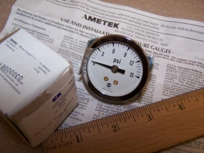 AMETEK P562 U-Gauge 0-15PSI 146243A 1.5" Dial 1/8" NPT Center Bk Panel Mount K24 - Image 1 of 3