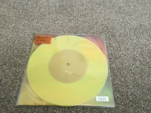 Pearl Jam-Light years.7" yellow vinyl  - Picture 1 of 2
