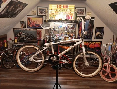 1984 HUTCH TRICK STAR BMX BIKE OG MAGNIFICENT OLD SCHOOL PORSCHE WHITE - Image 1 of 4