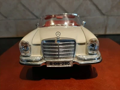 1/18 Mercedes Benz 280SE Cabriolet Maisto ORIGINALE - Immagine 1 di 4