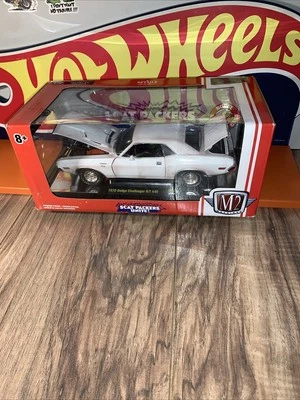 M2 MACHINES 1/24 SCALE CHASE SCAT PACKERS '70 DODGE CHALLENGER R/T 440 1 OF 500 - Image 1 of 4