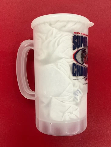 New England Patriots Super Bowl 2002 Champions Shirt in Commemorative Cup mug Cover
