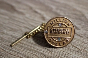 Uncommon GOLDWELL BANKER Million Dollar 10k GF Diamond Pin - Picture 1 of 4