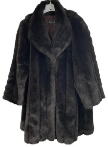 Vintage Black Faux Fur Coat XL Donnybrook Basso Pockets EUC Winter RE10183  USA - Picture 1 of 8