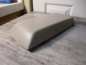 1994 Volvo 850 Front Center Console Lid Armrest OEM Light Tan Beige CA Car RARE - Picture 1 of 18