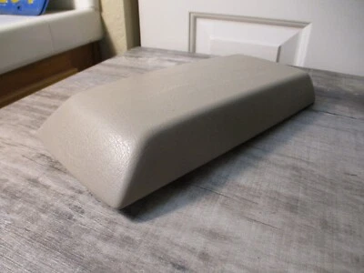 1994 Volvo 850 Console Central Frontal Tampa Apoio de Braço OEM Bege Claro CA Carro RARO - Imagem 1 de 4