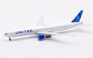 United Airlines / Boeing 777-300 / N2250U / IF773UA0725 / 1:200 - Picture 1 of 15