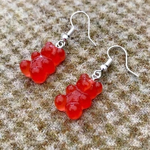 Red Gummy Bear Drop Earrings🧸 Sweet Retro Candy Confection Jewellery Earrings - Picture 1 of 4