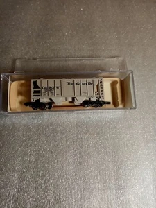 N Scale BevBel Rio Grande D&RGW #12057 Used Lot#7 - Picture 1 of 5
