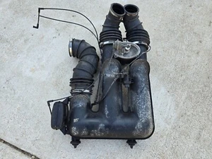 2003-2004 Cadillac CTS Air Intake Resonator Inlet Manifold Tubes Assembly Parts - Picture 1 of 4
