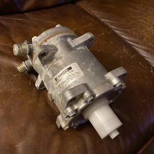 Sander A/C Compressor U-91203 Heavy Duty AC Compressor (R-12) - Picture 1 of 11