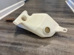 1991-1993 Cadillac Fleetwood Windshield Washer Reservoir Tank PN#22093612 - Picture 1 of 3