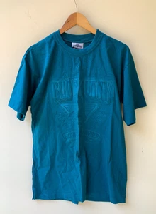 Movie World NWT 1997 Bugs Bunny Vintage 3D Short Sleeve T-shirt Mens Large Teal - Picture 1 of 14