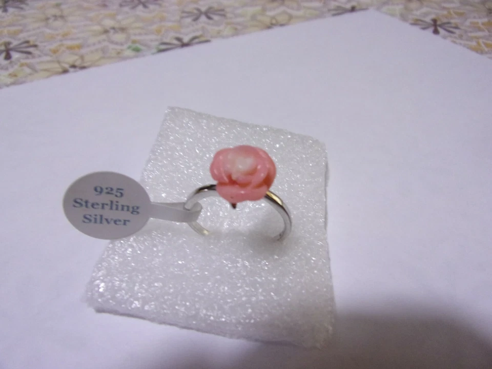 anello in argento 925 con corallo naturale - Immagine 1 di 3