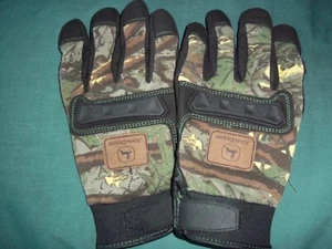 MANS (JOHN DEERE) GLOVES SIZE XL - Picture 1 of 3