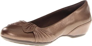 Aravon Yolanda AAD02BZ Bronze Flat Shoes 9 D - Picture 1 of 7