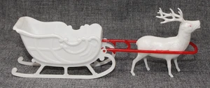 Contenedor de caramelos de plástico duro blanco IRWIN de colección para renos y trineo, 8,75" de largo en muy buen estado - Imagen 1 de 14