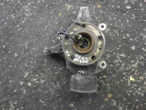 Renault Laguna MK3 2007-2012 2.0 dCi Drivers OSF Front Wheel Hub + ABS Sensor - Picture 1 of 2
