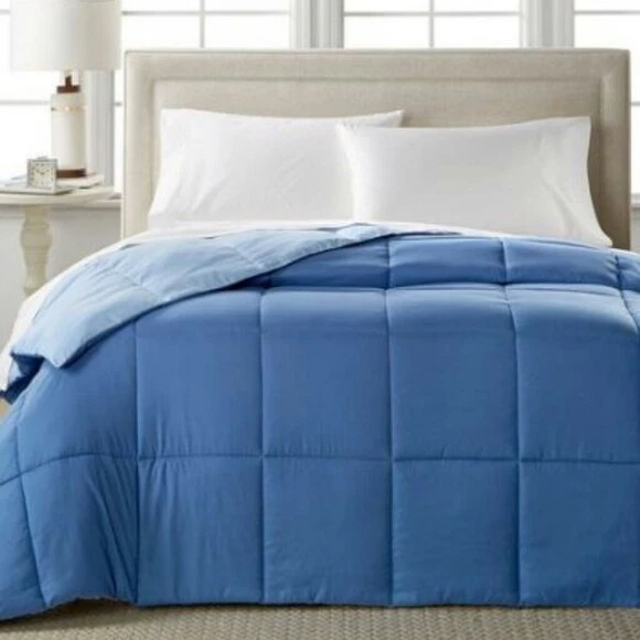 Home Design Down Alternative Light Blue Color King Comforter O592