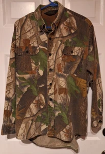 Liberty Camo Button-Up Shirt Realtree Hardwoods Size Medium - Picture 1 of 8