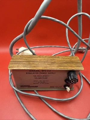 Preamplificador de aire acondicionado Grass Instrument P15 con fuente de alimentación regulada RPS 112 Foto 1 de 4