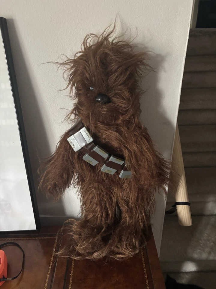 Peluche Chewbacca 20" Star Wars 1977 vintage de Kenner relleno completo ¡GUAU! Con etiqueta Foto 1 de 3