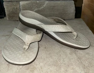 Vionic Tide Beige Slip On Rhinestone Beige/Champagne Flip Flop Sandal Womens 9 - Picture 1 of 11